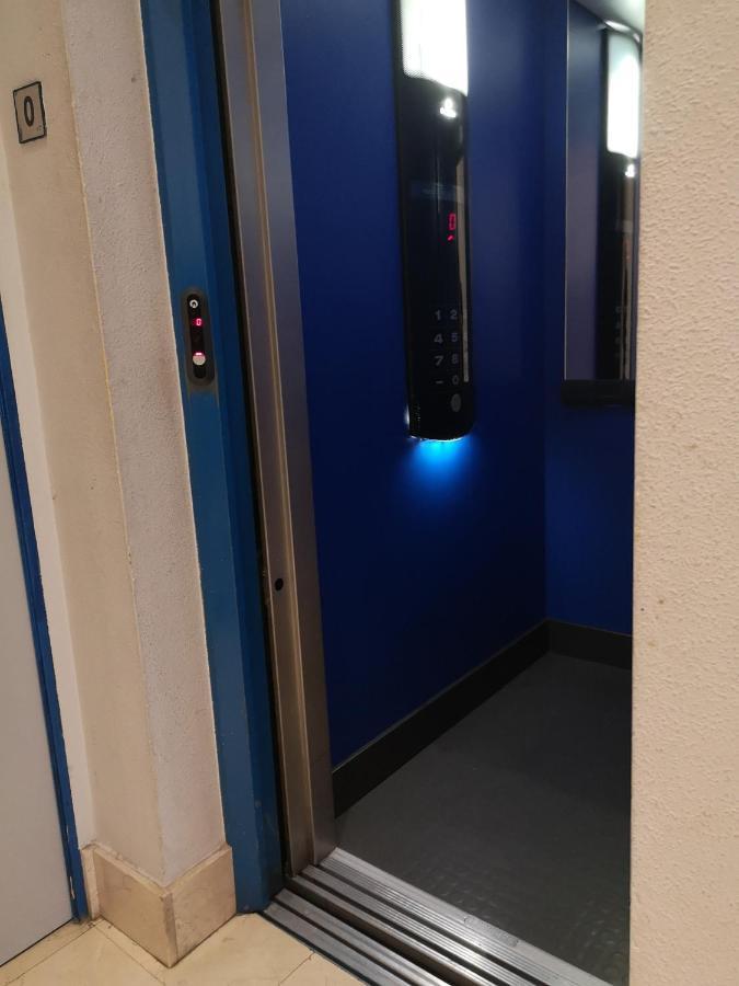 Suite Bilbao Arena Con Plaza De Garaje Dış mekan fotoğraf