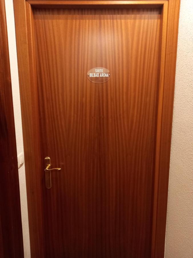 Suite Bilbao Arena Con Plaza De Garaje Dış mekan fotoğraf